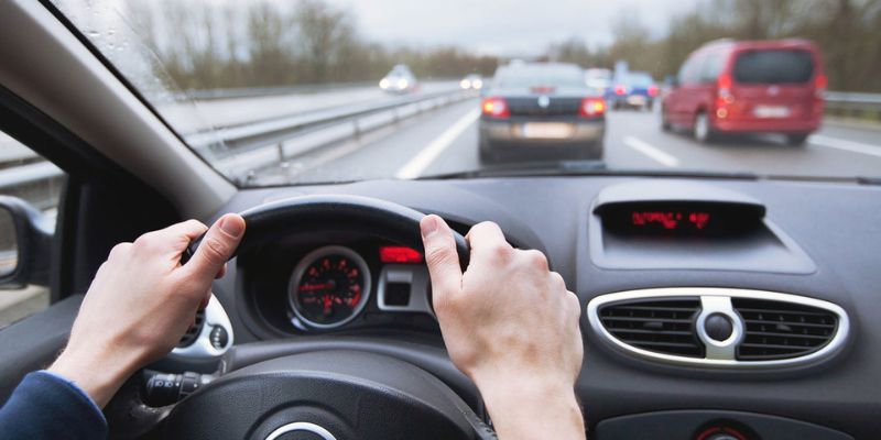 Lái xe an toàn trong thời tiết xấu